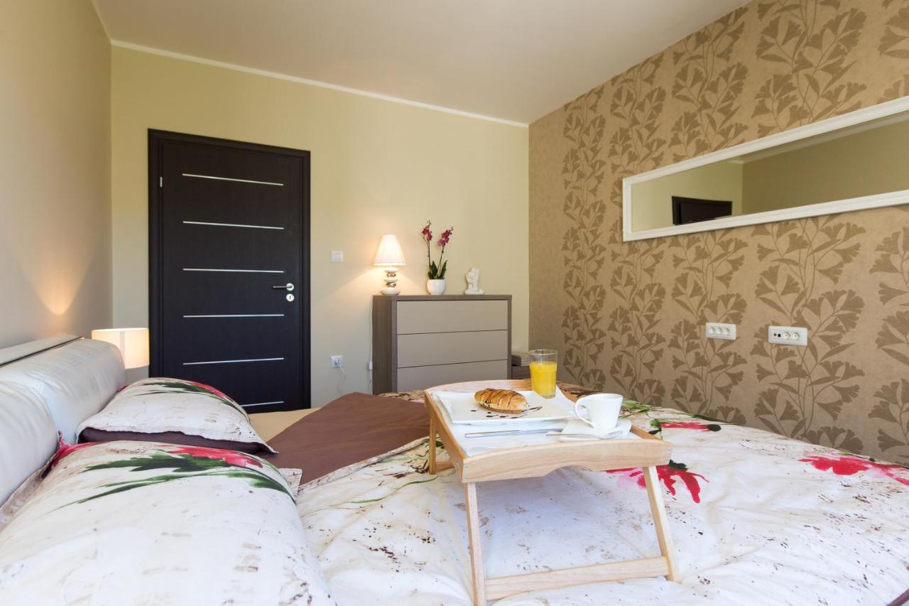 Deluxe Sea View Apartment Mate Balote 里耶卡 外观 照片